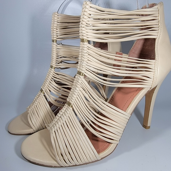 Vince Camuto Strappy Heels Cream/Ivory Color Strappy Heels Open Toe Leather 7.5 - Picture 7 of 16